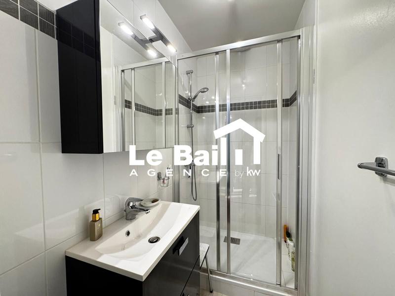 Maison - 111 m² - 5 pièces