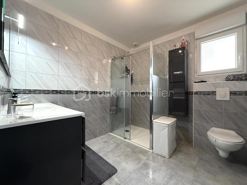 Maison - 86 m² - 5 pièces