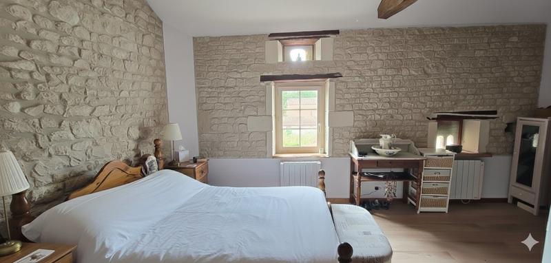 Propriété - 206 m² - 8 pièces