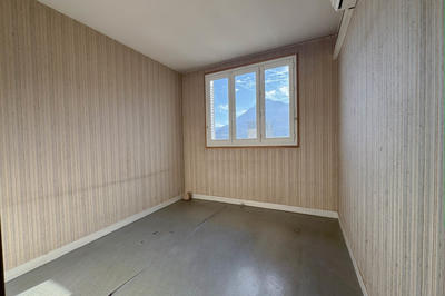 Appartement - 68 m² - 4 pièces