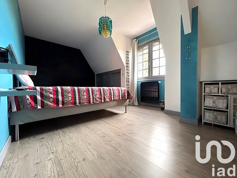 Maison - 199 m² - 9 pièces