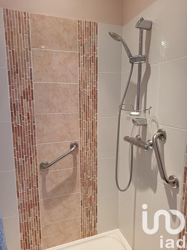 Maison - 257 m² - 8 pièces