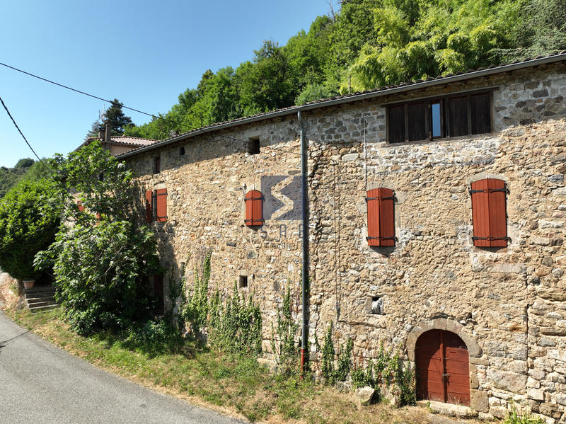 Maison - 195 m² - 8 pièces