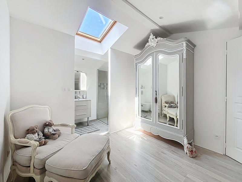 Maison - 165 m² - 6 pièces