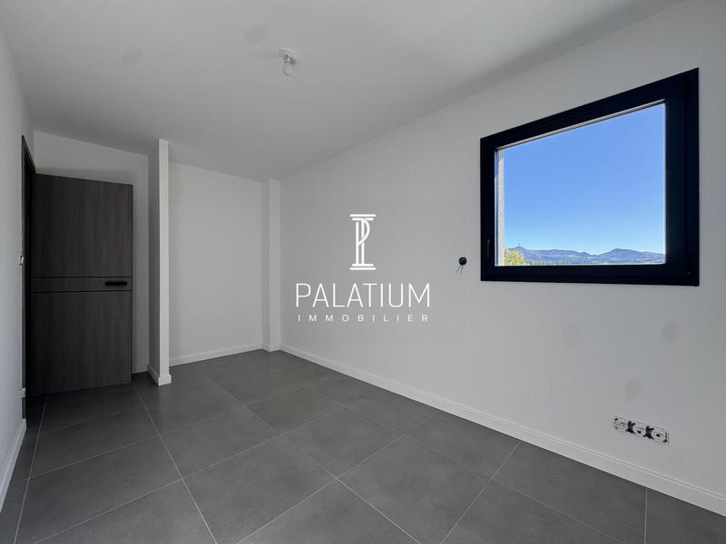 Maison contemporaine - 114 m² - 5 pièces