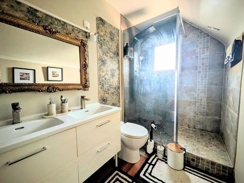 Maison - 105 m² - 6 pièces