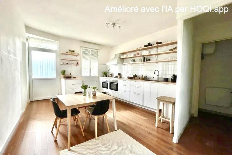 Maison - 140 m² - 5 pièces