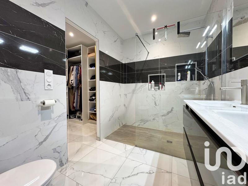 Maison - 90 m² - 3 pièces