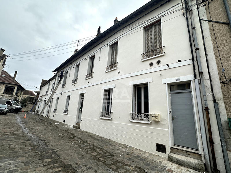 Local d'activité / Entrepôt - 617 m²