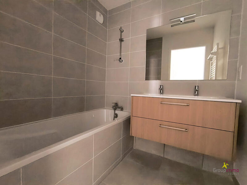 Appartement - 85 m² - 4 pièces