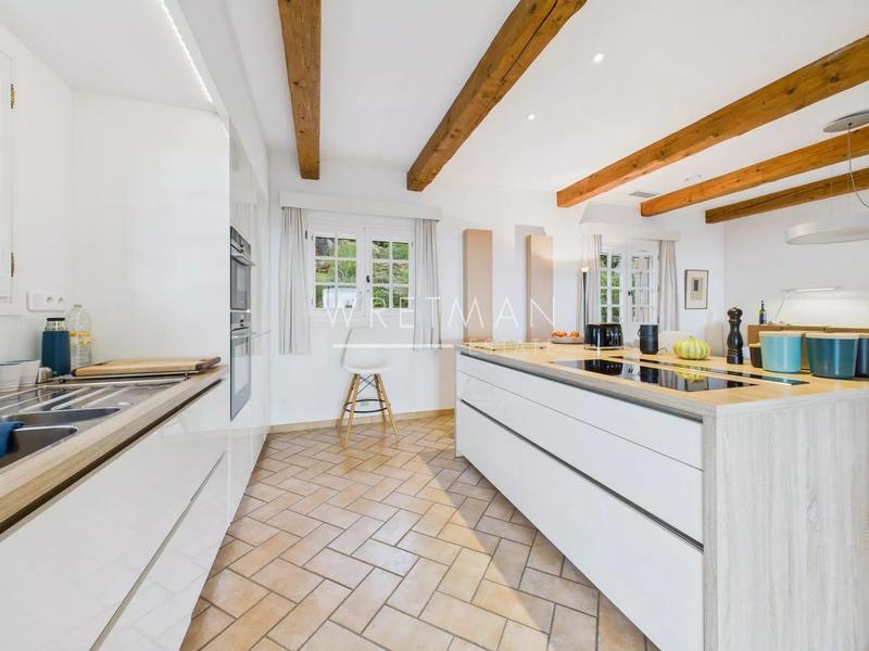 Villa - 185 m² - 7 pièces