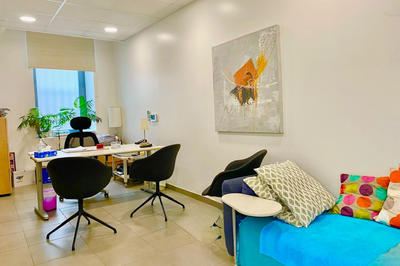 Local commercial - 160 m² - 6 pièces