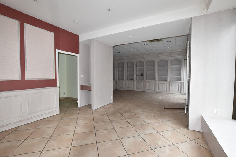 Maison - 283 m² - 8 pièces