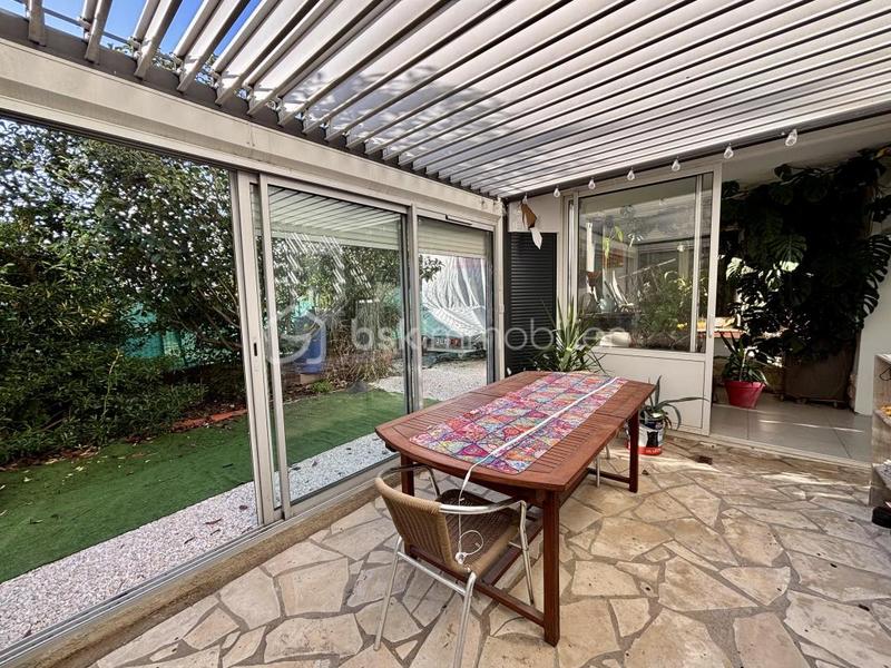 Maison traditionnelle - 145 m² - 4 pièces