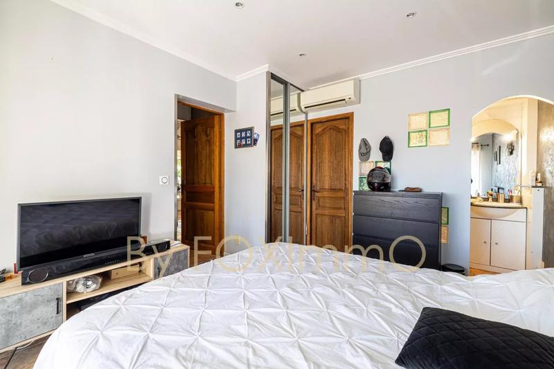 Maison - 147 m² - 6 pièces