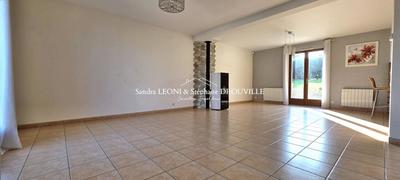 Maison - 153 m² - 7 pièces