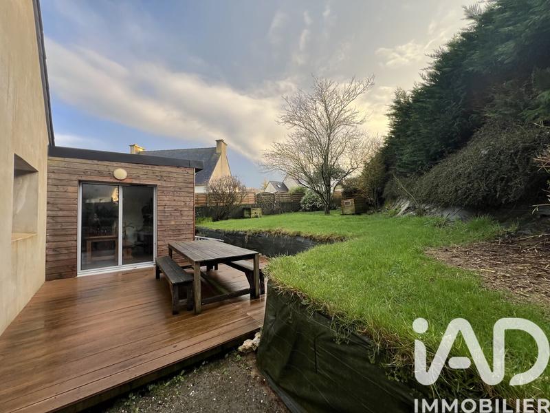 Maison - 99 m² - 5 pièces