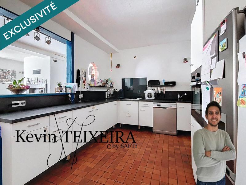 Maison - 151 m² - 6 pièces