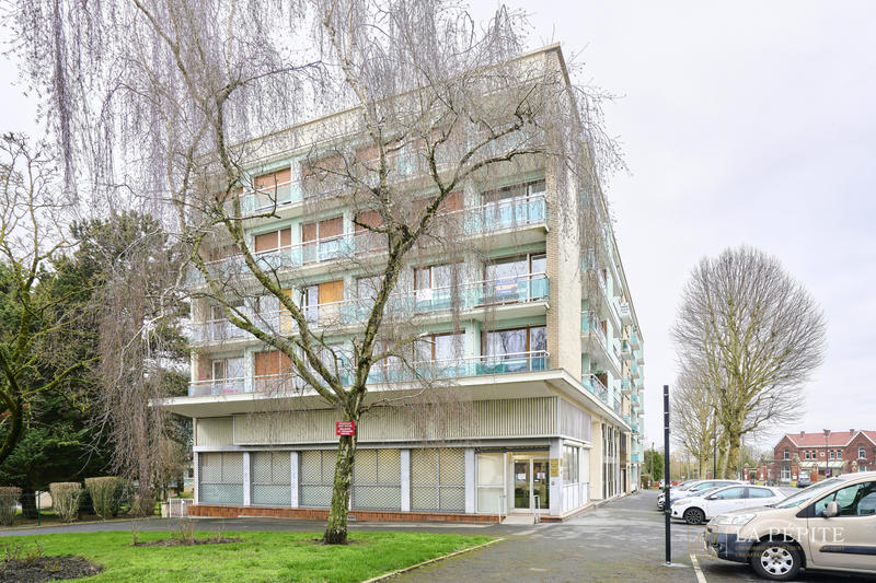 Appartement - 77 m² - 4 pièces