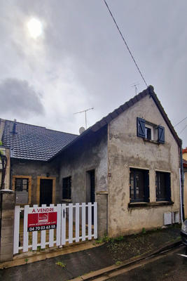 Maison - 96 m² - 4 pièces