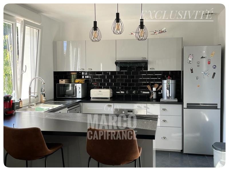 Appartement - 101 m² - 5 pièces