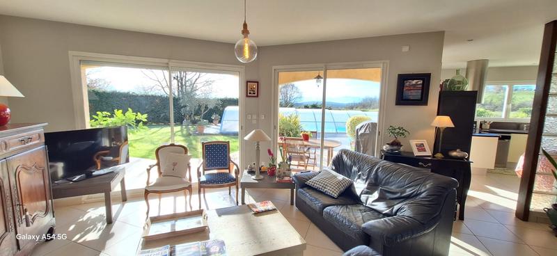 Villa - 174 m² - 8 pièces