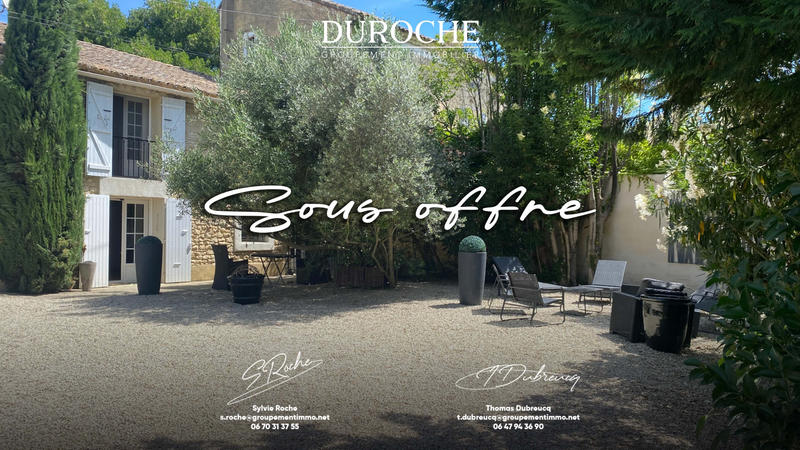 Mas - 254 m² - 10 pièces