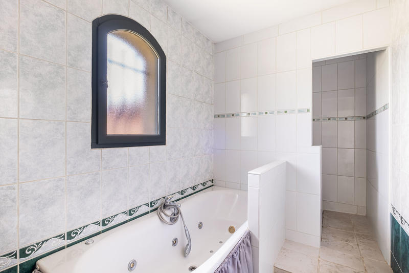 Maison - 146 m² - 5 pièces