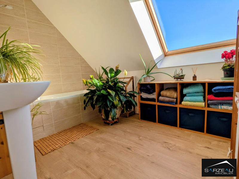 Maison - 104 m² - 5 pièces