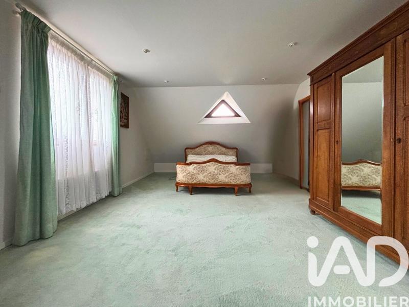 Maison - 178 m² - 7 pièces