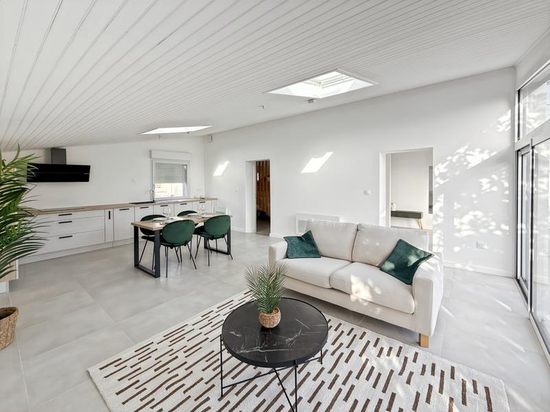 Duplex - 90 m² - 5 pièces