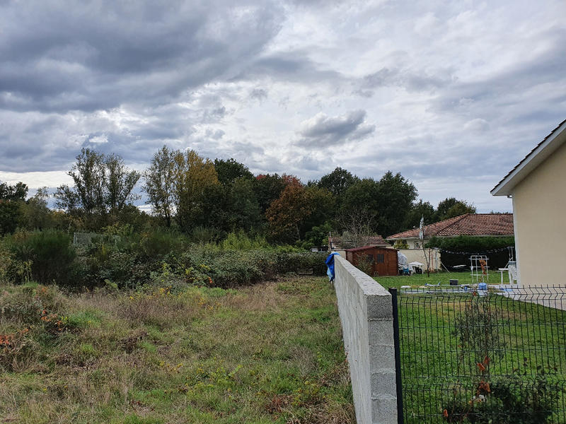 Terrain constructible - 3 352 m²