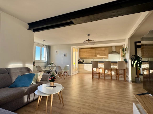 Appartement - 86 m² - 3 pièces