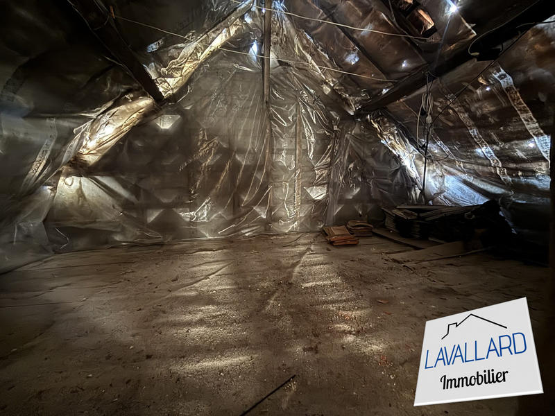 Maison - 79 m² - 5 pièces