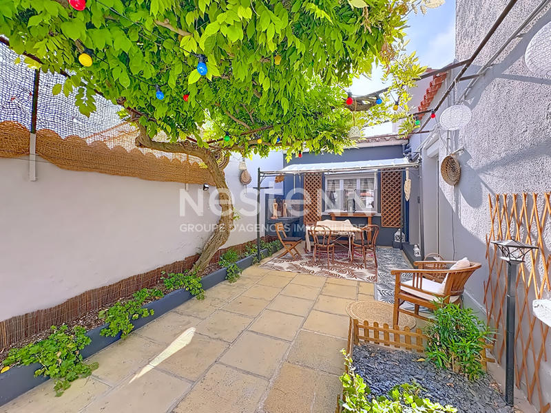 Maison - 104 m² - 4 pièces