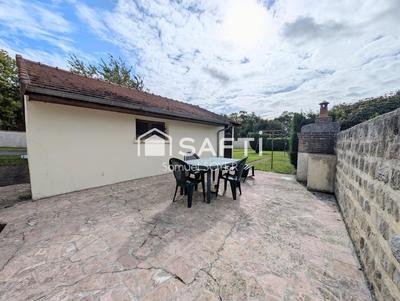 Maison - 104 m² - 5 pièces