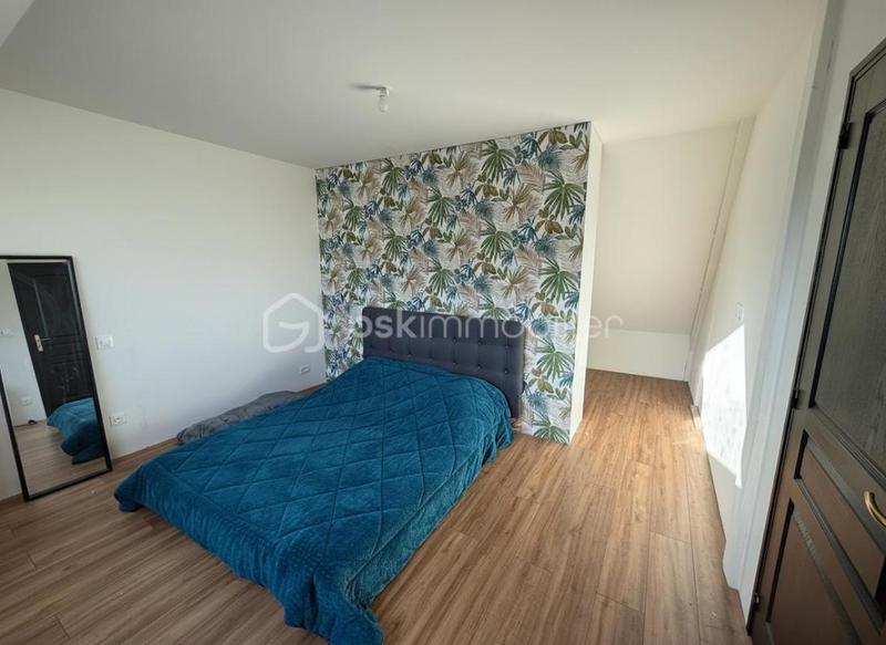 Maison - 121 m² - 6 pièces