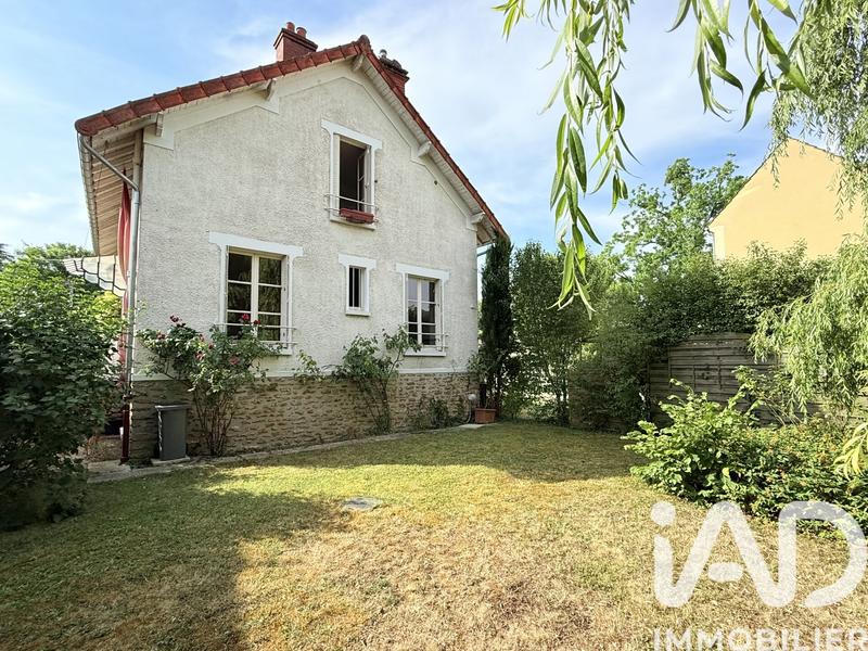 Maison - 104 m² - 5 pièces
