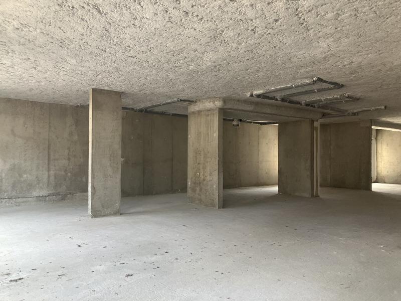 Local d'activités - 179 m²