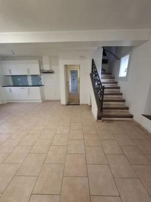 Maison - 92 m² - 3 pièces