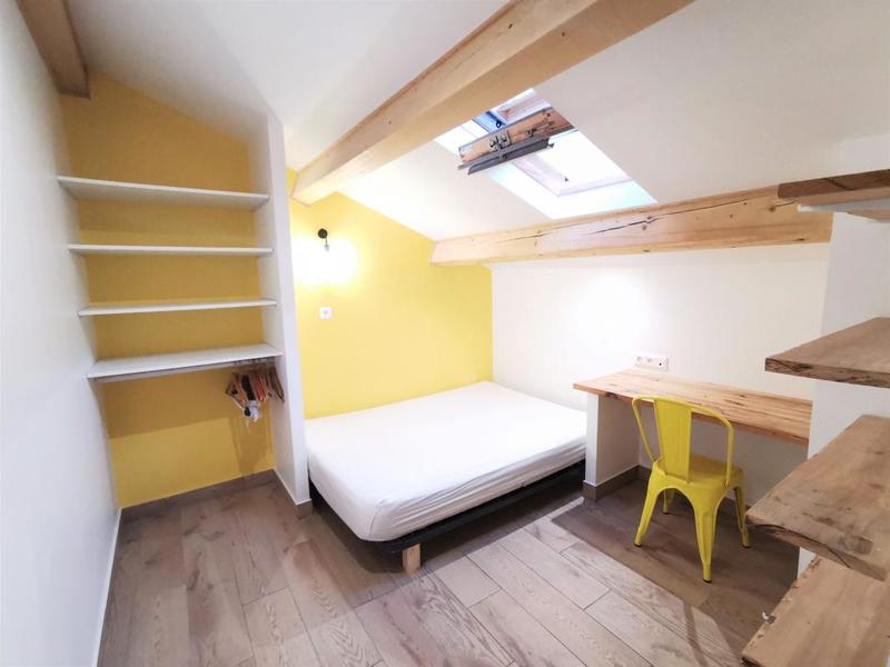 Appartement - 100 m² - 6 pièces