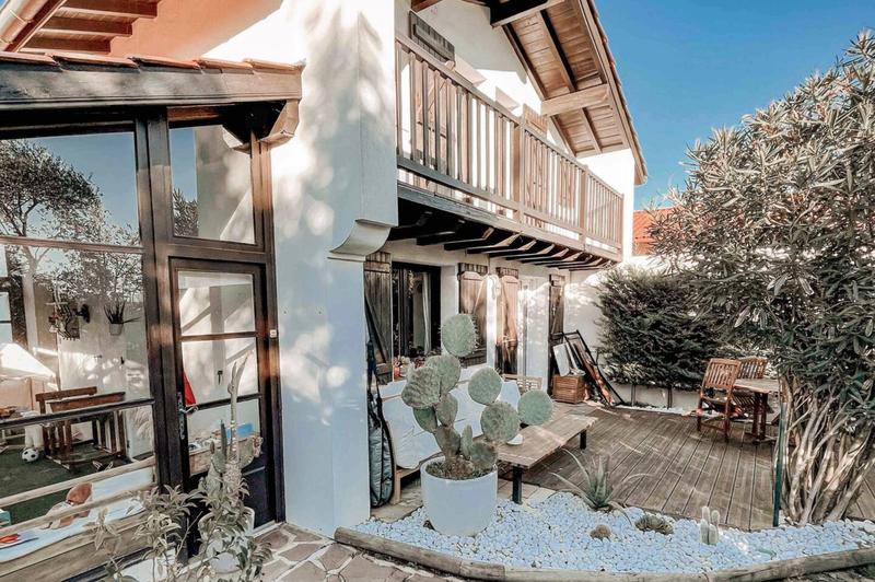 Maison traditionnelle - 105 m² - 4 pièces