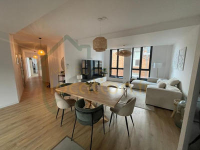 Appartement - 84 m² - 3 pièces