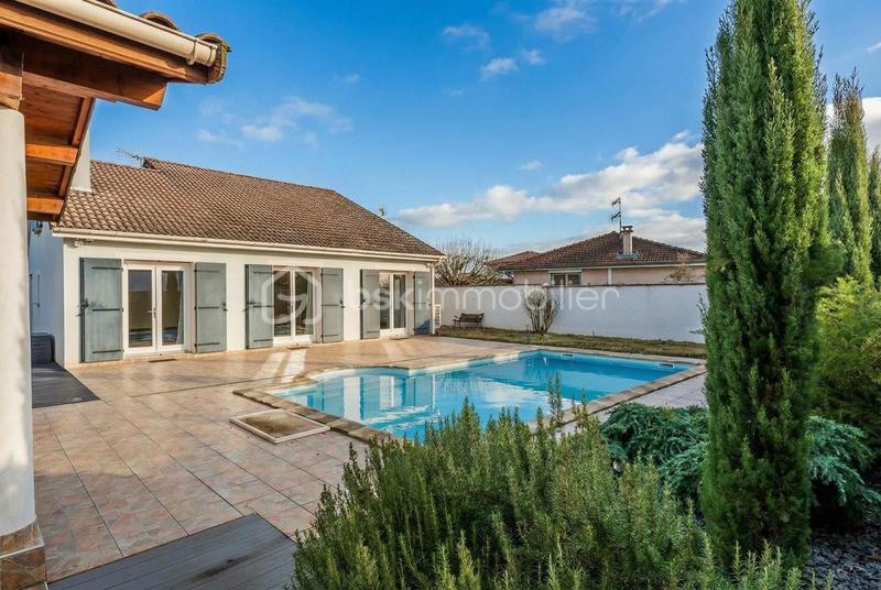 Maison - 146 m² - 5 pièces