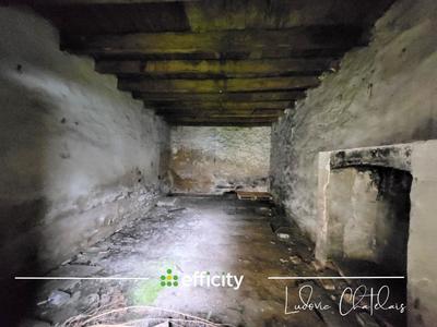 Maison - 80 m² - 6 pièces