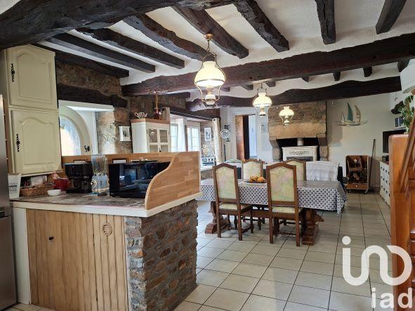 Maison de campagne - 220 m² - 9 pièces