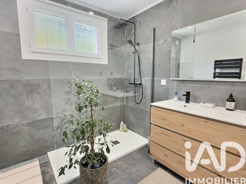 Maison - 142 m² - 5 pièces