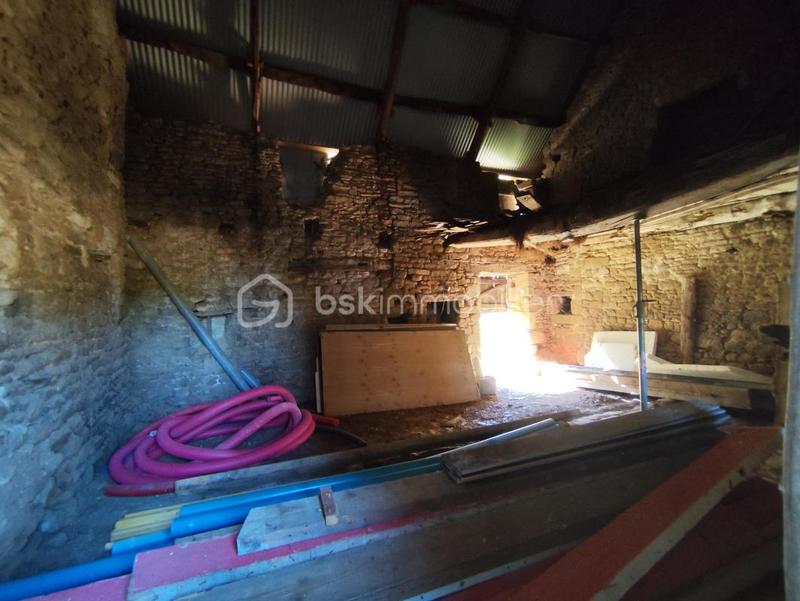 Maison en pierre - 140 m² - 2 pièces