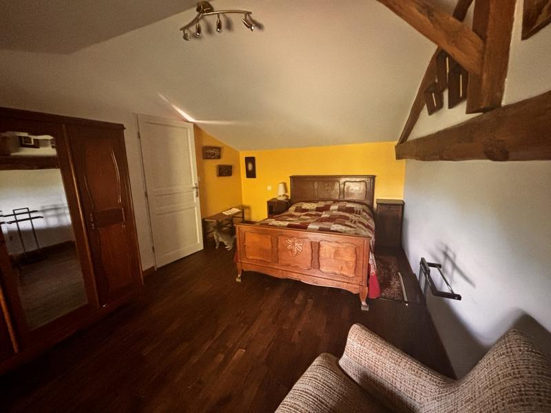 Maison - 254 m² - 8 pièces