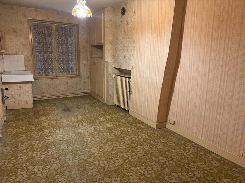 Maison - 213 m² - 7 pièces